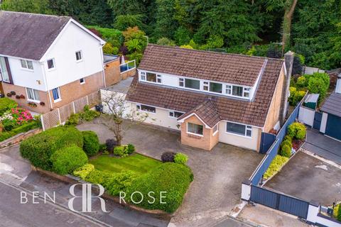 4 bedroom detached house for sale, Worden Close, Leyland