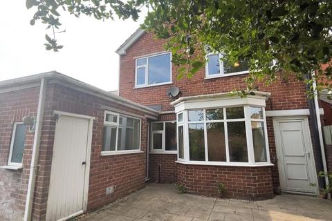 4 bedroom detached house to rent, Station Road, Bawtry