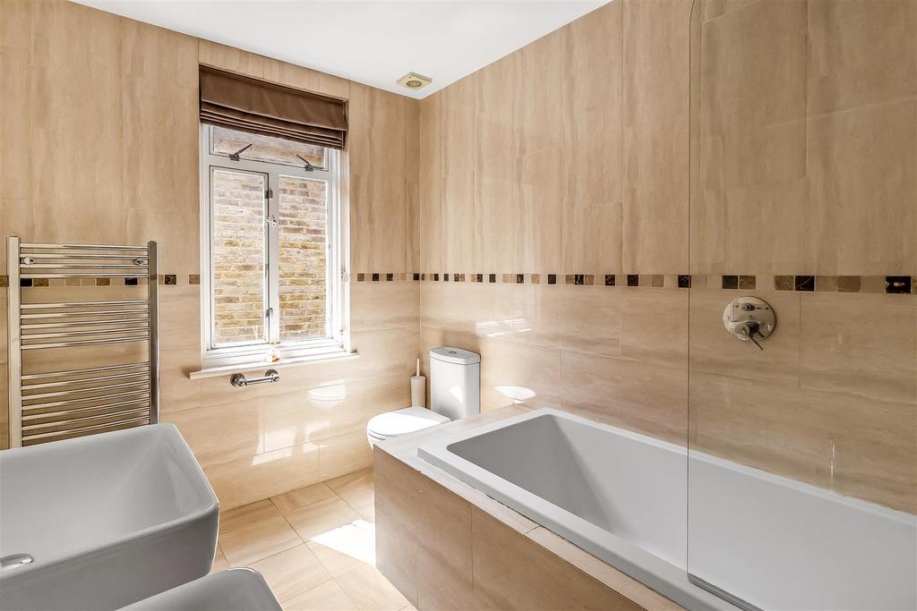 Bathroom.jpg