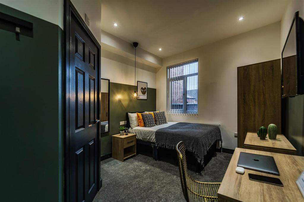 Room 2 A.jpg