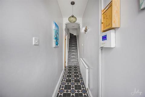 12 Alexander Road, Rhyddings, Neath, SA10 8DY