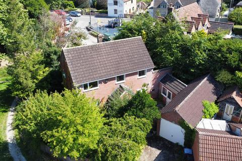 The Old Forge Broad Well, Market Lavington, Devizes, SN10 4DZ