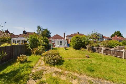 2 bedroom detached bungalow for sale, Tandridge Gardens, South Croydon