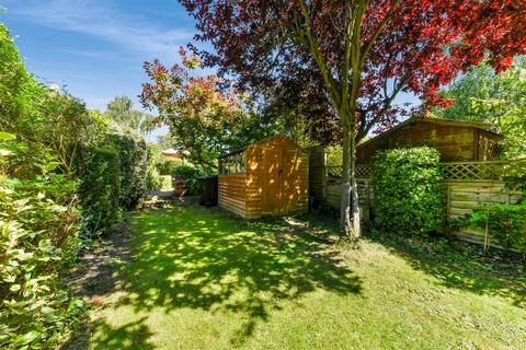74 Faraday Road, London, SW19 8PB