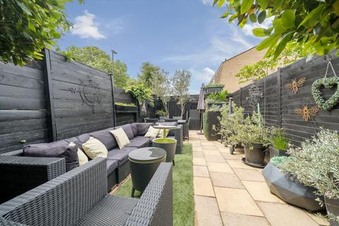 2 bedroom house for sale, Battle Close, Wimbledon SW19