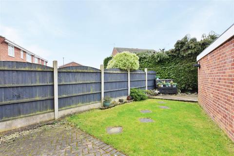 80 Barons Crescent, Copmanthorpe, York, YO23 3TZ
