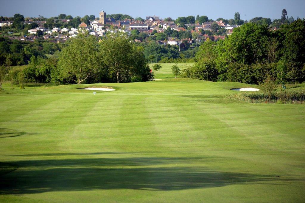 Golf course 2.jpg