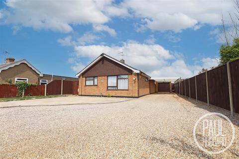 3 bedroom detached bungalow for sale, Elm Tree Road, Oulton Broad, NR33