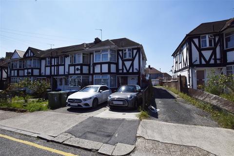 16a Highcroft Avenue, Wembley, HA0 1TG