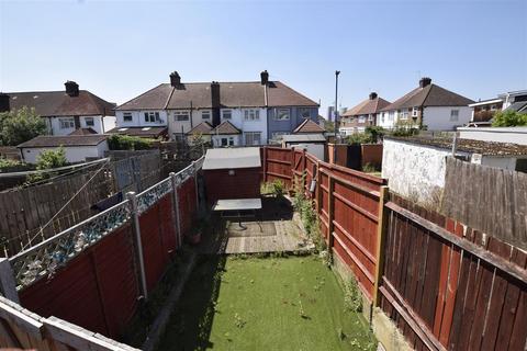 16a Highcroft Avenue, Wembley, HA0 1TG