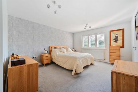 16 Abbots Field, Yapton, Arundel, BN18 0GE
