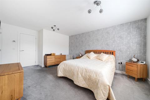 16 Abbots Field, Yapton, Arundel, BN18 0GE