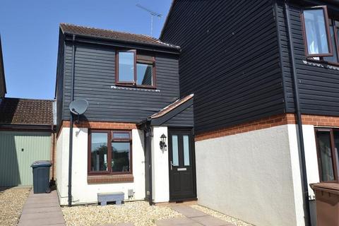 2 bedroom end of terrace house for sale, Motts Close, Watton at Stone