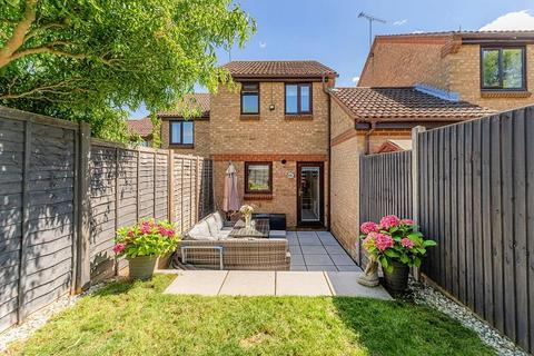 2 bedroom end of terrace house for sale, Motts Close, Watton at Stone