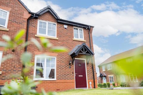 3 bedroom semi-detached house for sale, Cavalier Drive, Henhull, Nantwich