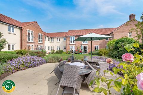 2 bedroom apartment for sale, William Bradford Court, Bawtry,