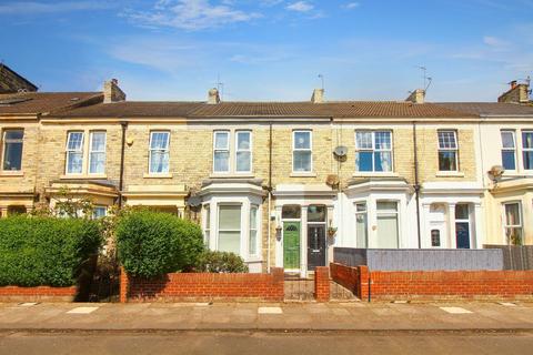81 Park Crescent, North Shields, NE30 2HL