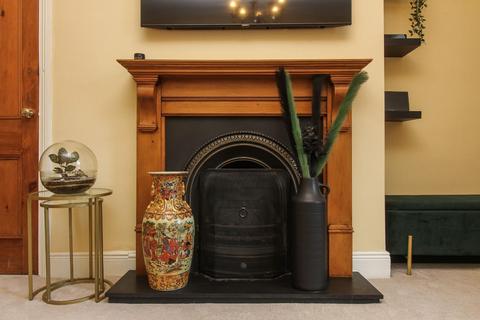 81 Park Crescent, North Shields, NE30 2HL