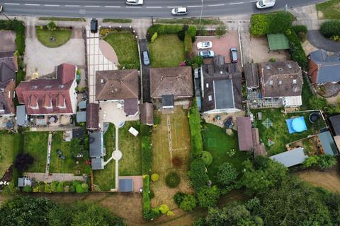 3 bedroom detached bungalow for sale, Gosbecks Road, Colchester