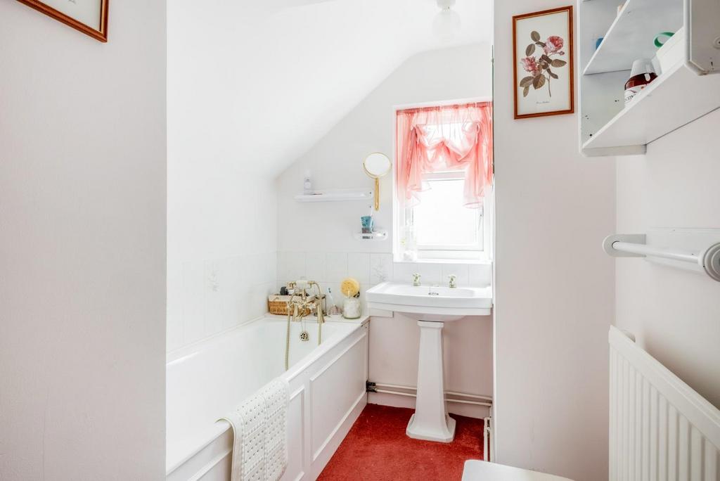 8a Woodside Close-19.jpg