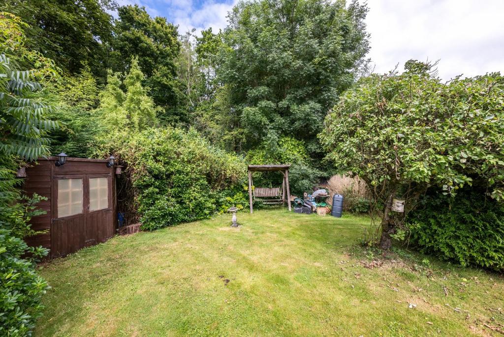 8a Woodside Close-22.jpg