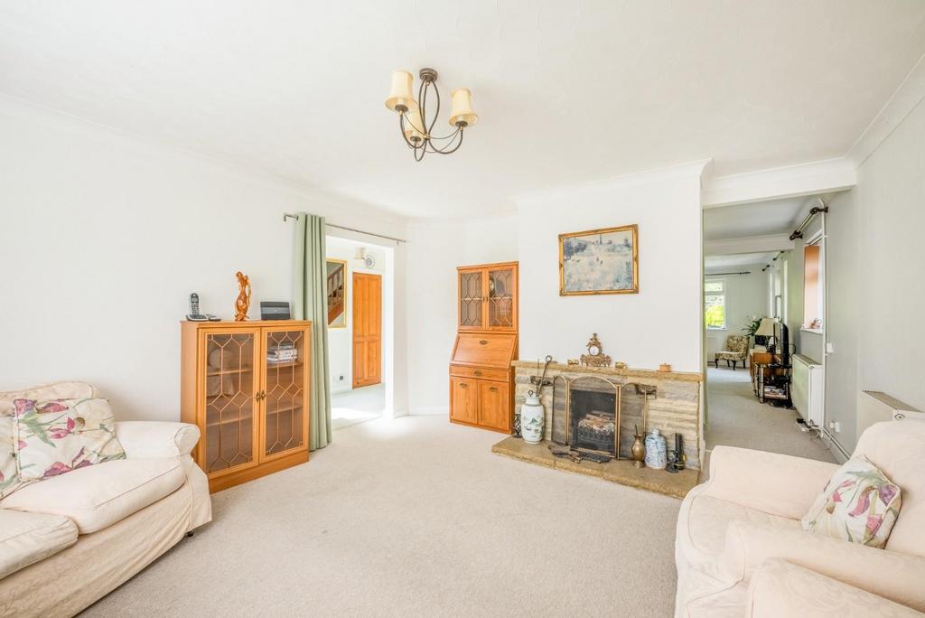 8a Woodside Close-7.jpg