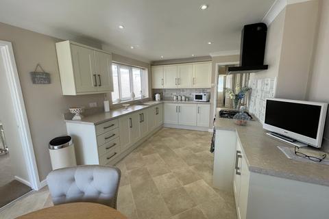 38 Castle Drive, Coleshill, Birmingham, B46 3LY