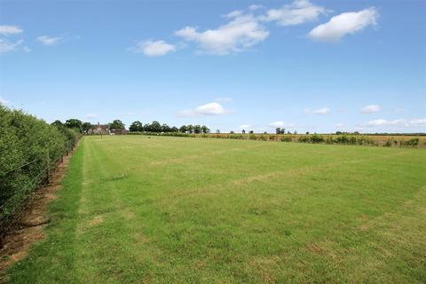 4 bedroom detached house for sale, Spridlington Road, Faldingworth, Market Rasen LN8