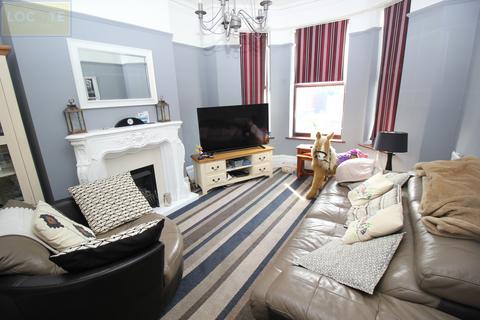 4 bedroom semi-detached house for sale, Bromley Avenue, Urmston, Flixton