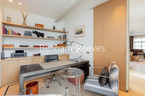 3 bedroom apartment to rent, Napier Place, Kensington W14