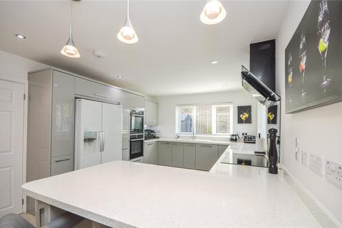 23 Dovetrees, Covingham, Swindon, SN3 5AX