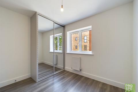 undefined, Coopers Hill, Bracknell, Berkshire, RG12