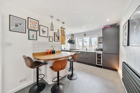 2 bedroom apartment for sale, Burnt Ash Hill, London