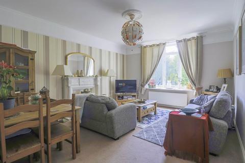 2 bedroom flat for sale, Royal Crescent - Private Terrace Garden