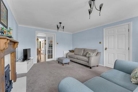 79 Browning Drive, Winwick, Warrington, WA2 8XL