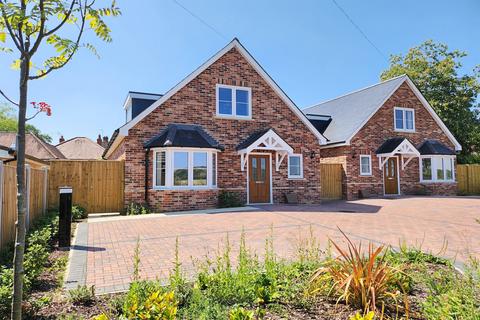 3 bedroom detached house for sale, Charlton Marshall