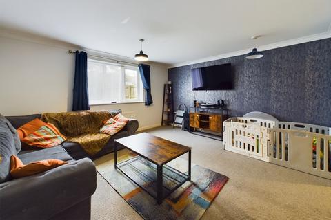 2 bedroom flat for sale, Ethelreda Drive, Thetford, IP24