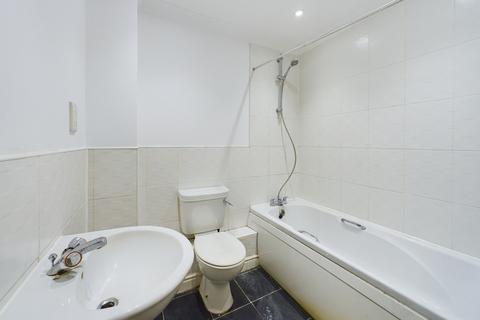 2 bedroom flat for sale, Hazel Covert, Thetford, IP24