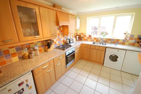 4 bedroom detached house to rent, Charlock Road, Thetford, IP24