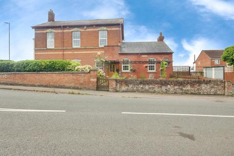 4 bedroom village house for sale, School Lane, Whitminster, Gloucester, GL2