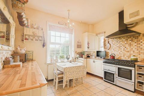 4 bedroom village house for sale, School Lane, Whitminster, Gloucester, GL2