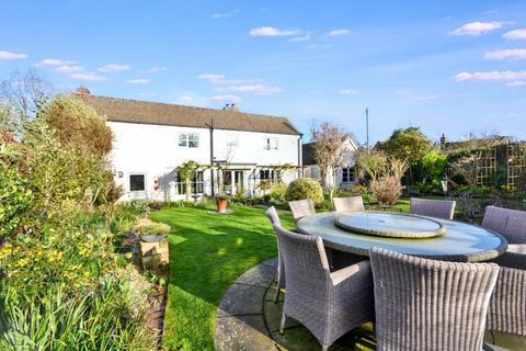 4 bedroom detached house for sale, The Cross, Ripple, Tewkesbury. Gloucestershire