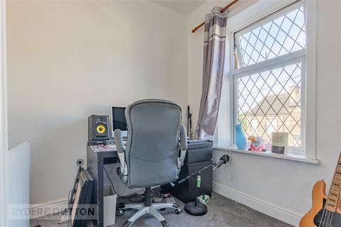 101 Eldon Road, Huddersfield, HD1 4ND
