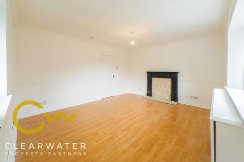 2 bedroom flat to rent, Canterbury Gardens, Salford M5