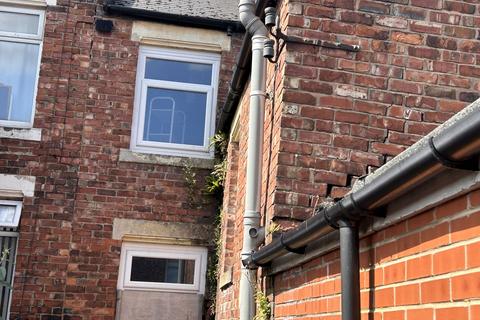 2 bedroom terraced house for sale, Gunn Street, Dunston, Gateshead, Tyne and Wear, NE11 9NU