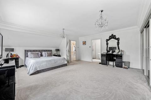 Little Byfield Kemnal Road, Chislehurst, BR7 6LY