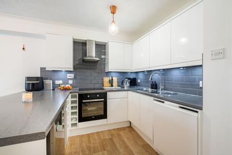 1 bedroom apartment for sale, Garlands Road, Stirling House Garlands Road, RH1