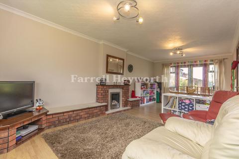 59 Spring Meadow, Leyland, PR25 5UR