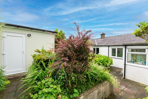 2 bedroom end of terrace house for sale, Upper Llandwrog, Gwynedd, LL54