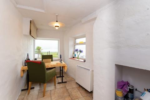 2 bedroom end of terrace house for sale, Upper Llandwrog, Gwynedd, LL54